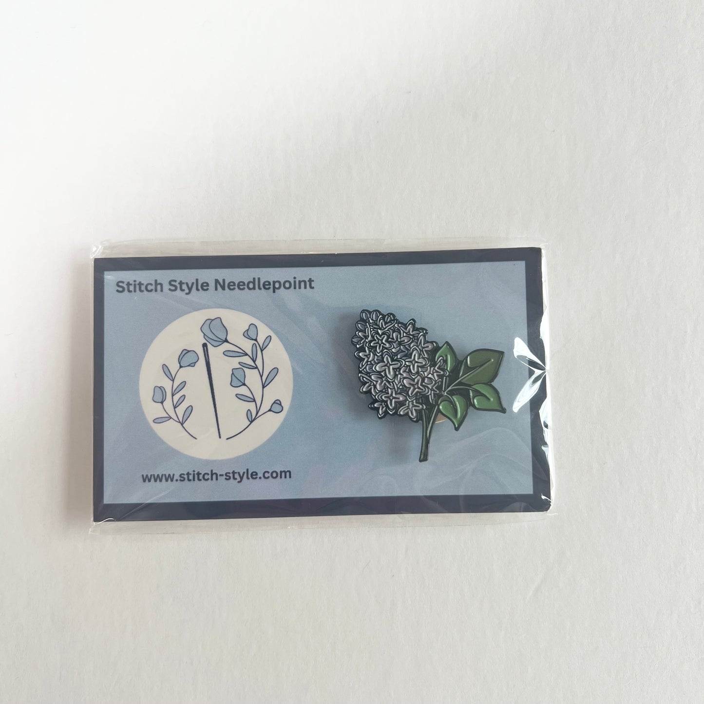 Lilac Needle Minder