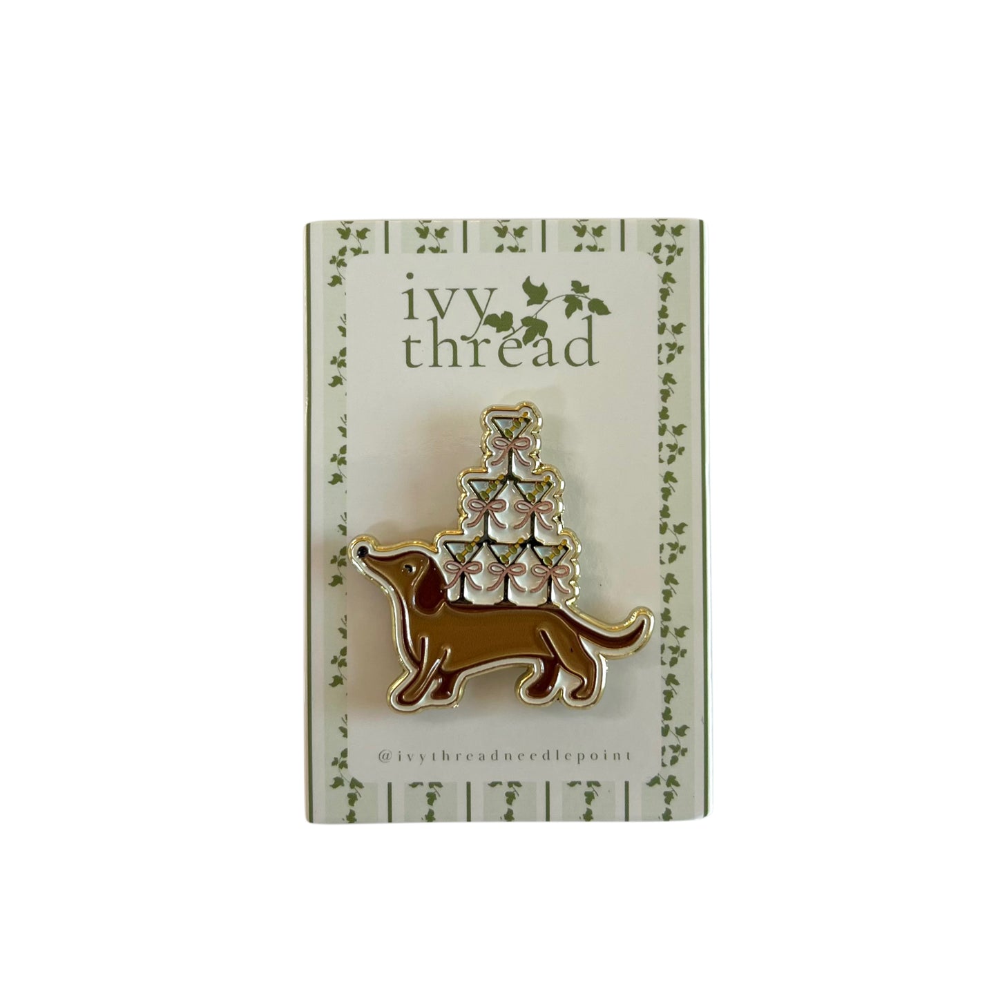 Weenies & Tinis Needle Minder