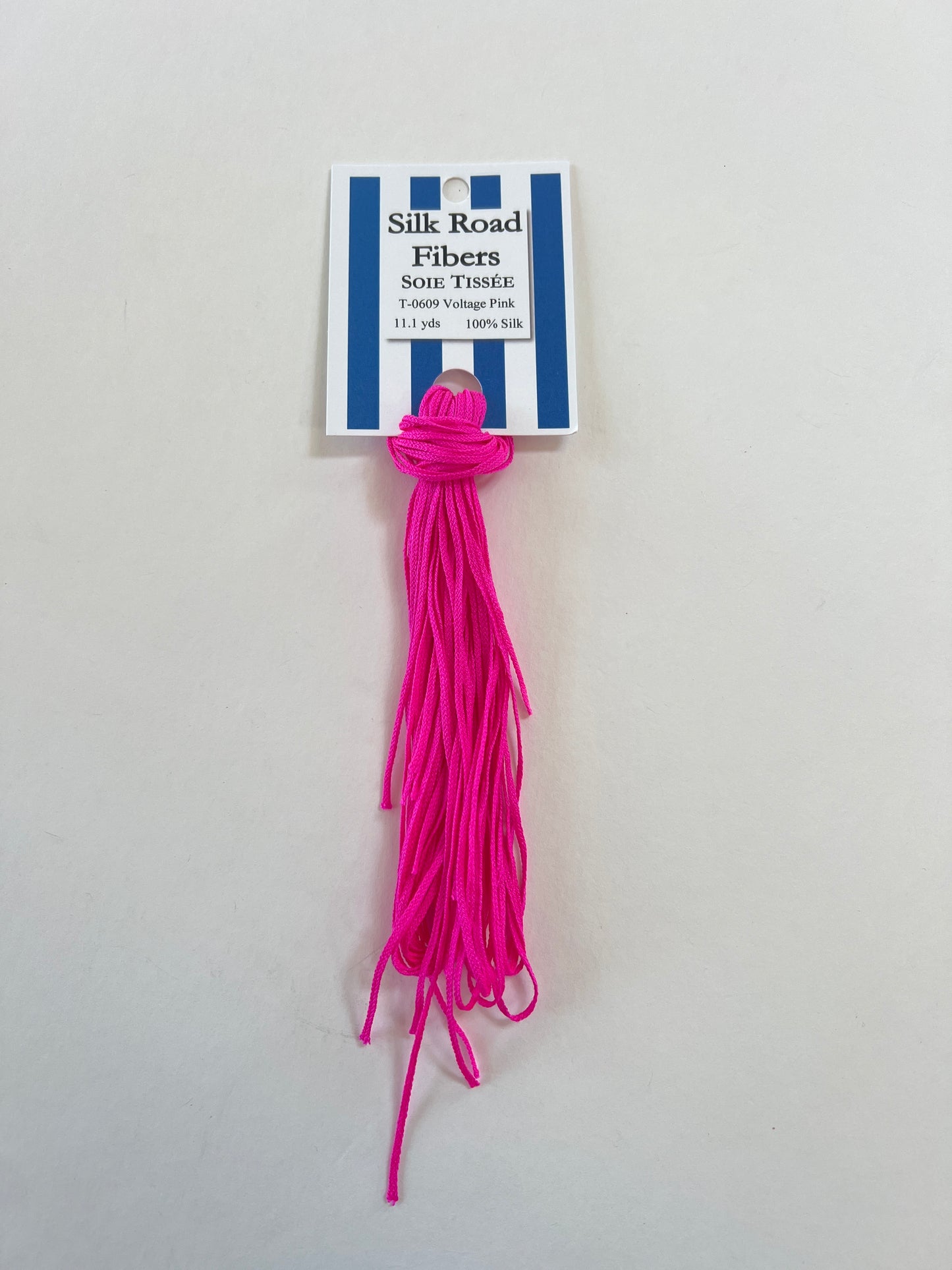 Soie Tissee - Voltage Pink T-0609