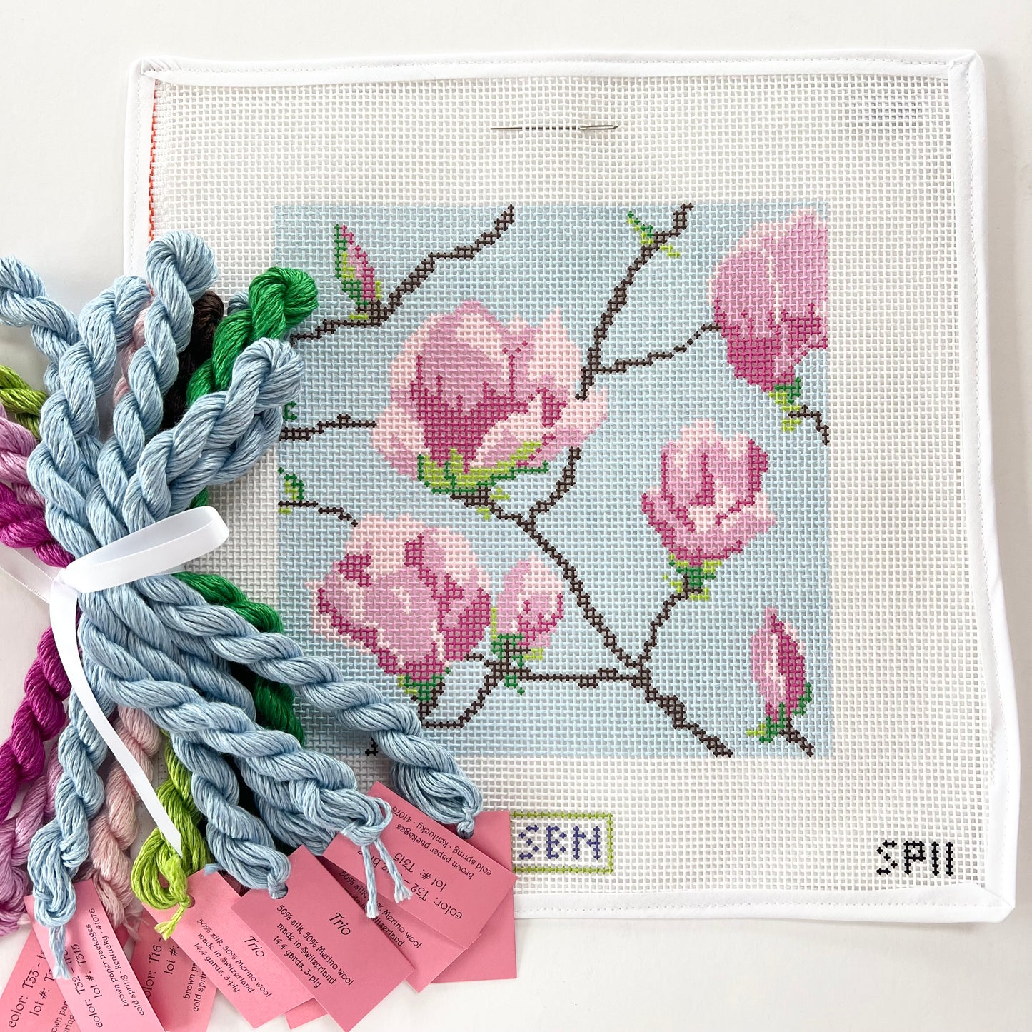 Magnolia Blossoms Kit - 10 Mesh