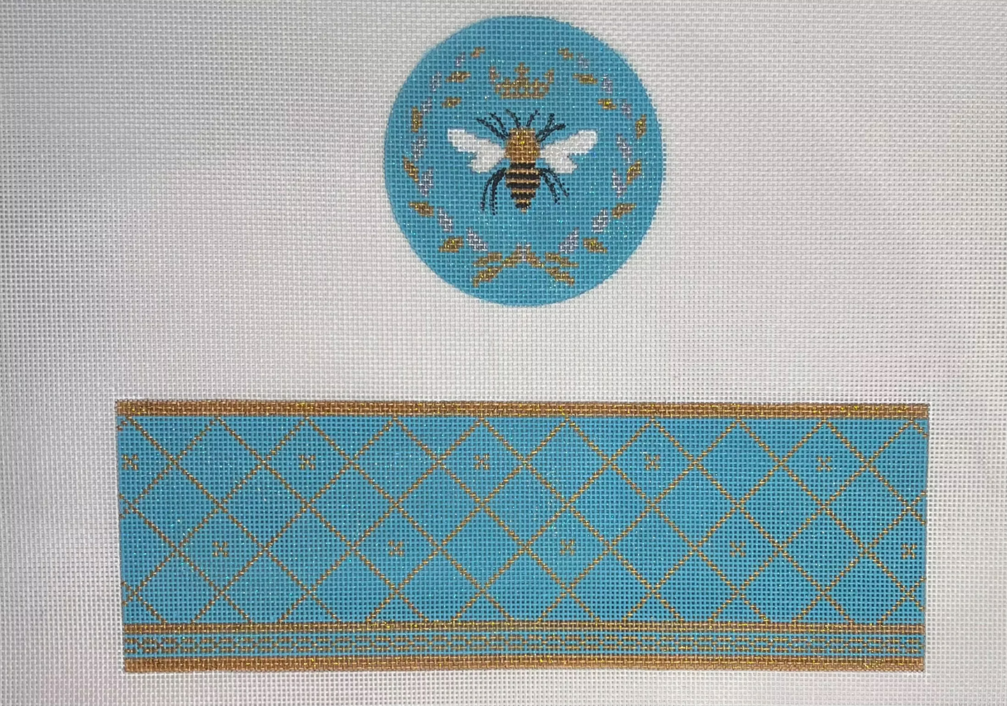 FS-R-17B Queen Bee Blue Hinged Box
