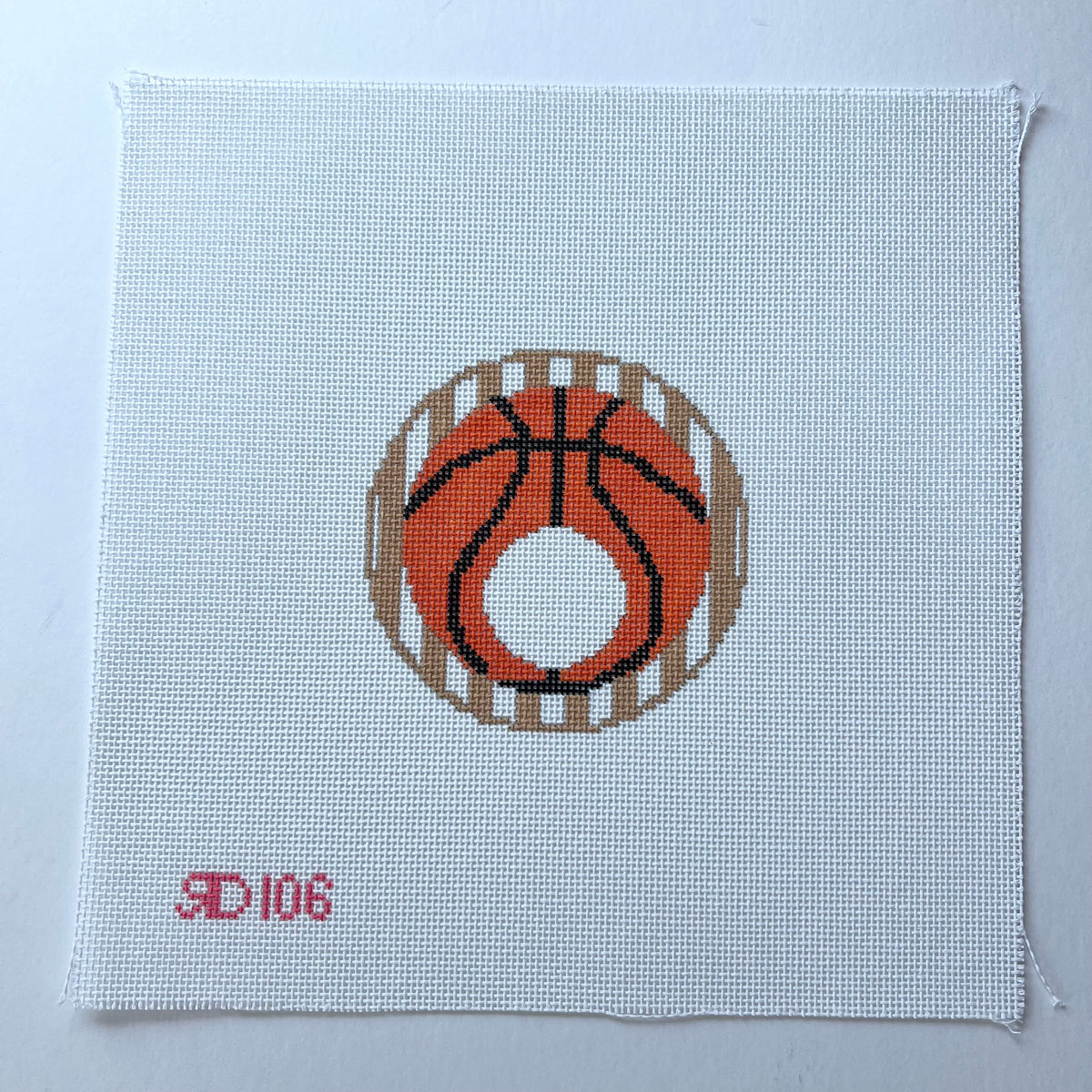 Basketball Monogram Round - 106