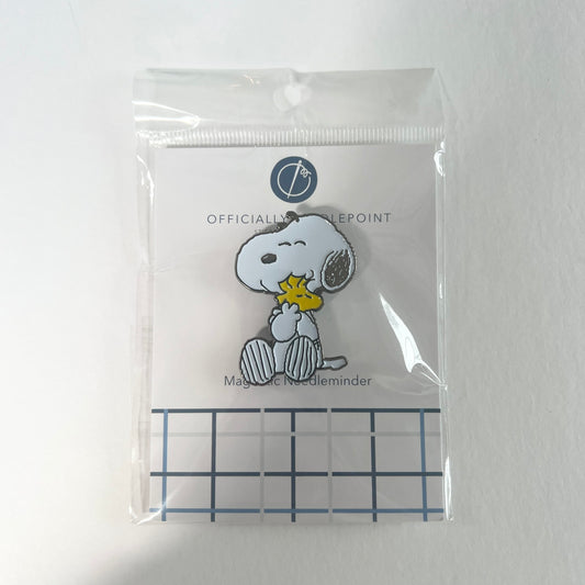 Snoopy Hugging Woodstock Needle Minder