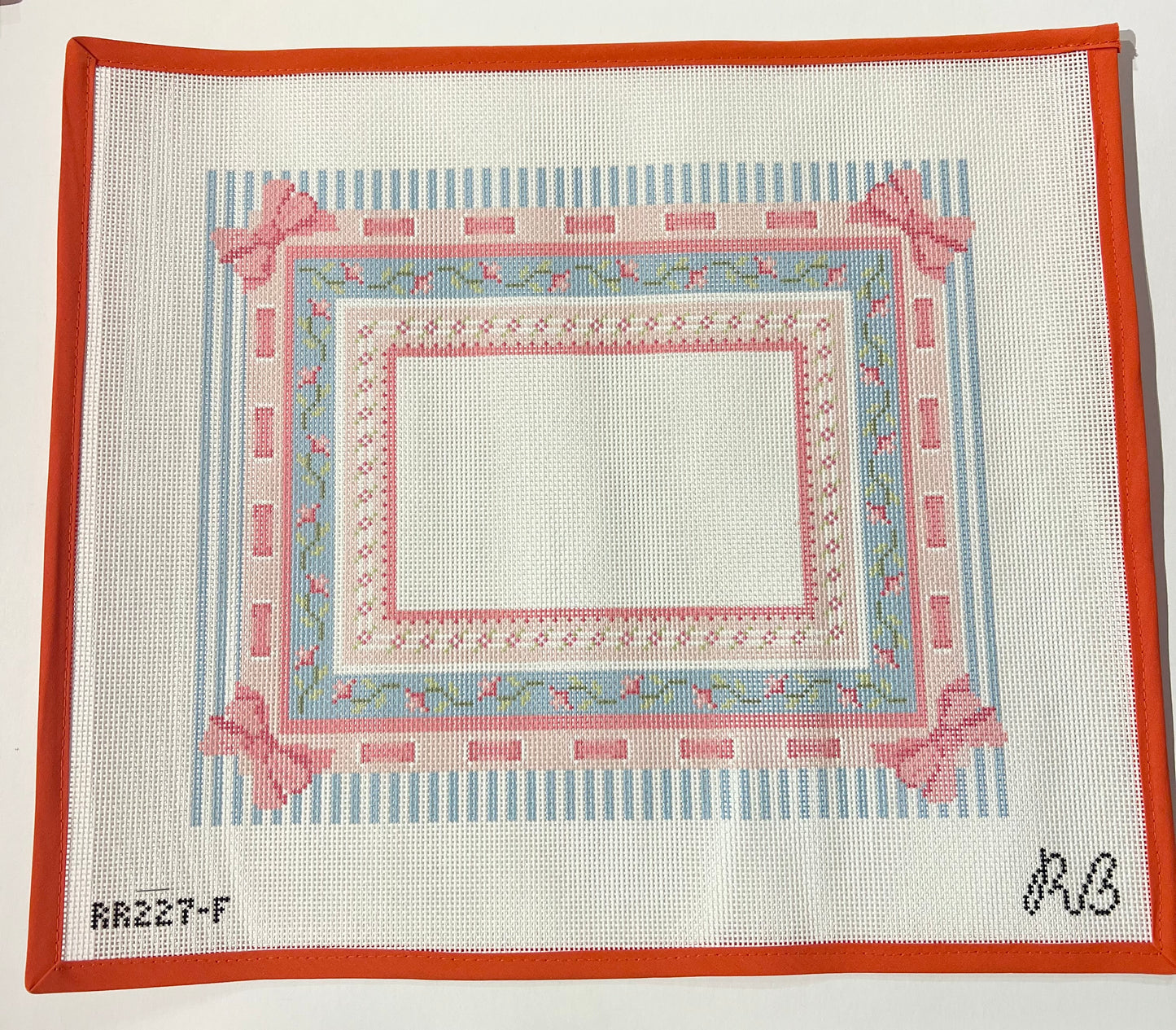 Frilly Lilly Frame