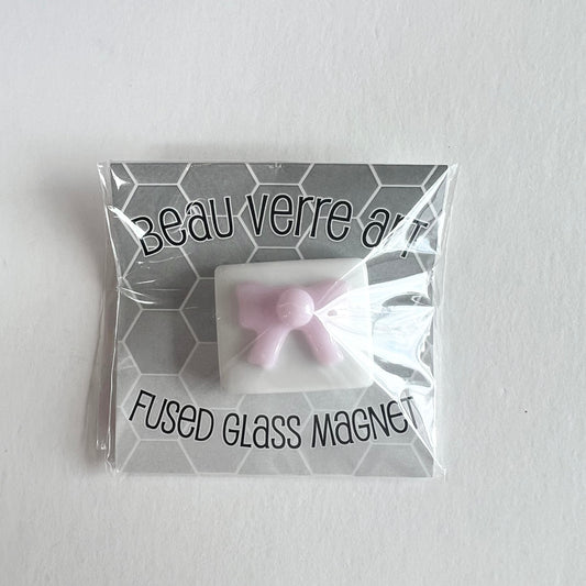 Pink Bow Fused Glass Needle Minder