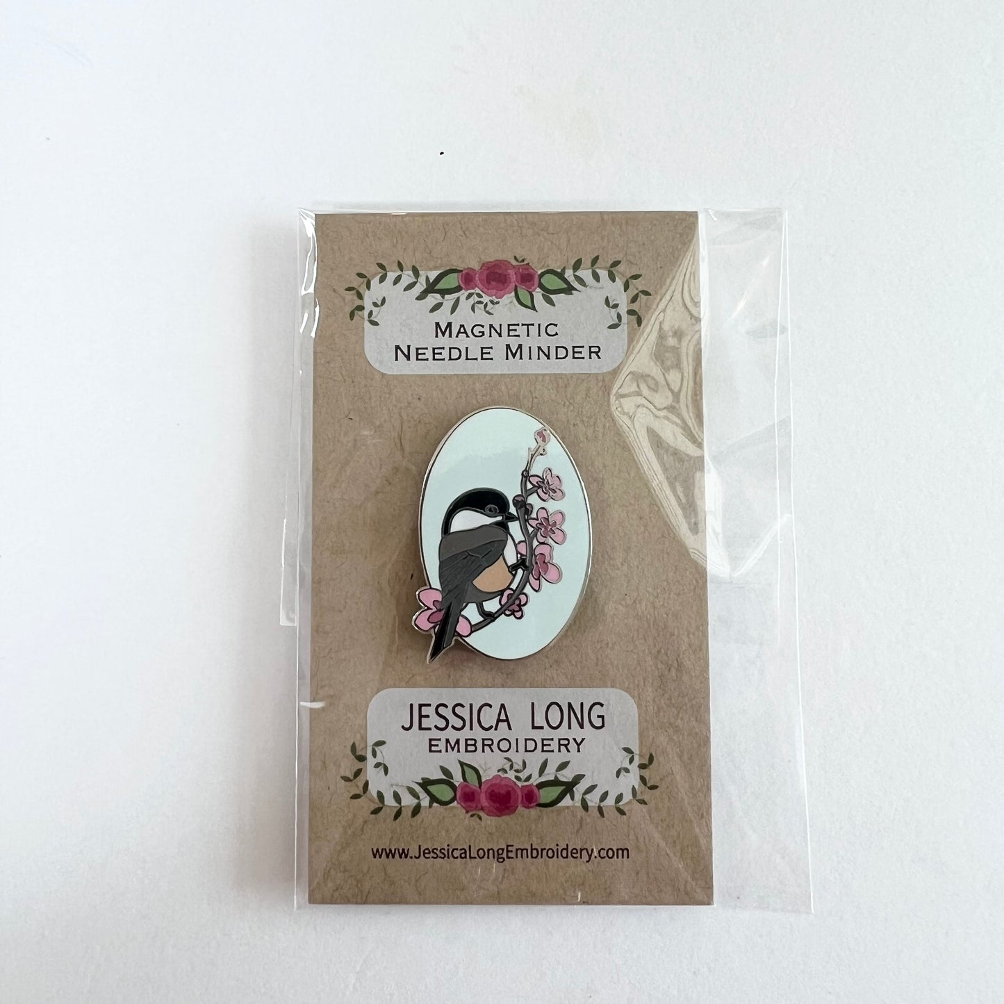 Chickadee Enamel Needle Minder