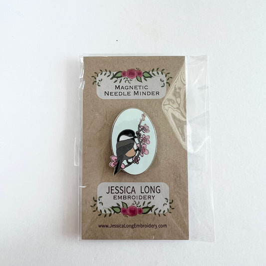 Chickadee Enamel Needle Minder