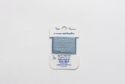 Essentials - 641 Faded Jeans