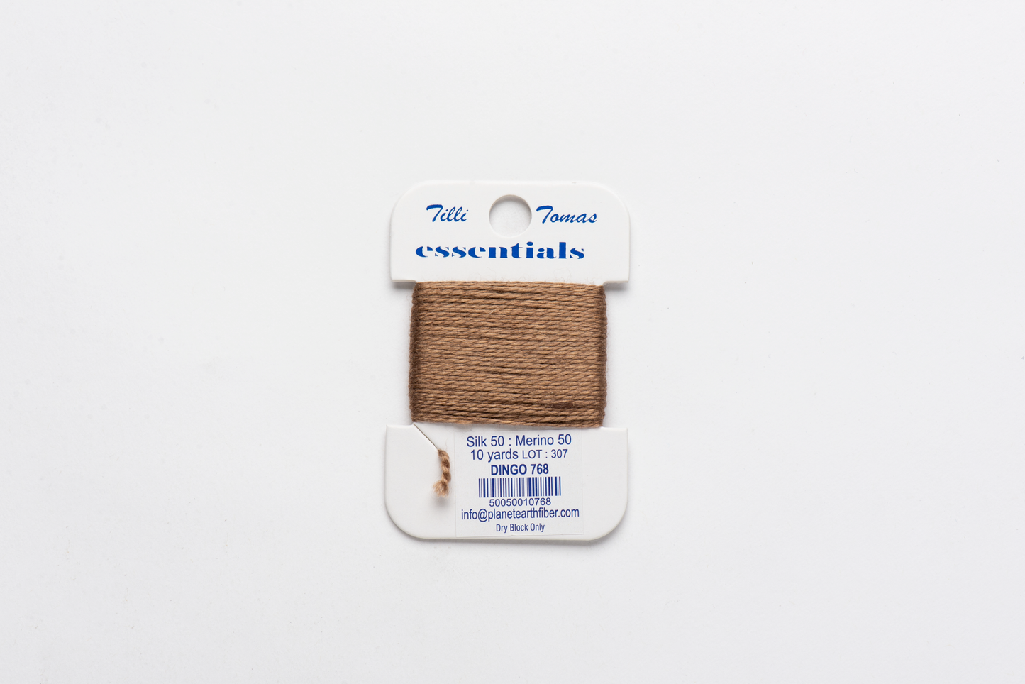 Essentials - 768 Dingo