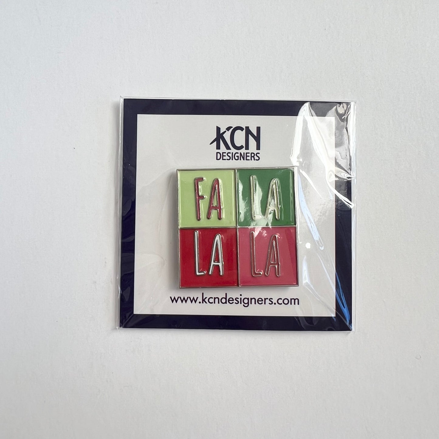 Fa La La La Needle Minder